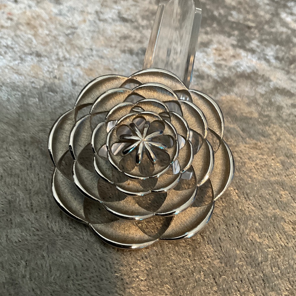 Vintage Sarah Coventry Round Silver Pin